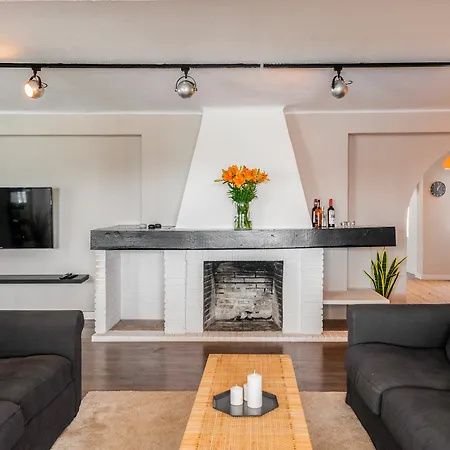 Mimosas Villa